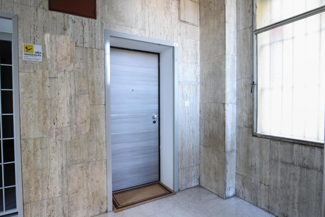 Central Apartment Close To Food And Shopping Bologna Buitenkant foto