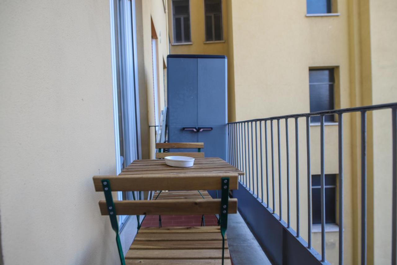 Central Apartment Close To Food And Shopping Bologna Buitenkant foto